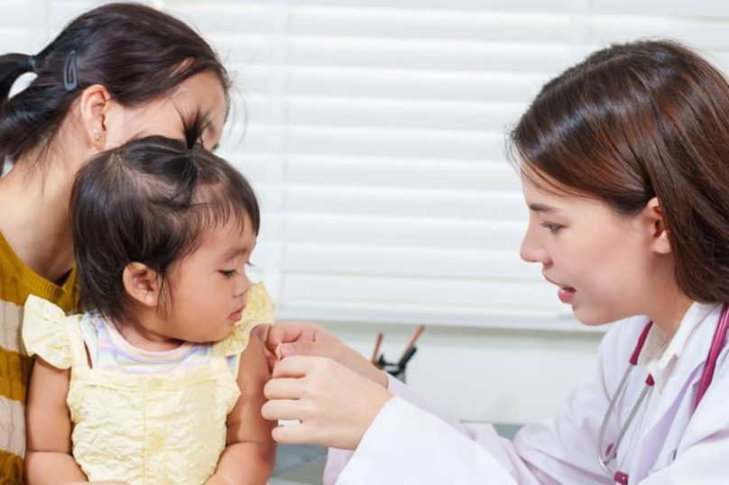 Paediatric-ENT-consultation-with-infant-and-parent